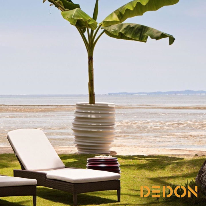 Outdoor newest Beistelltisch / Hocker BABYLON von DEDON