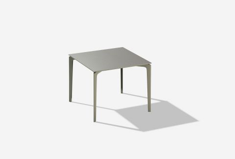 Allsize Quadratischer Tisch mit Tischplatte aus gesprenkeltem Aluminium