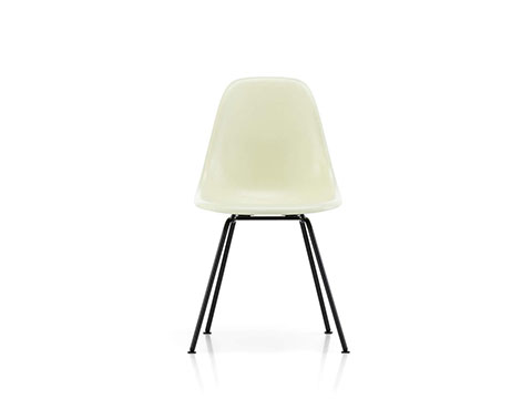 Vitra Eames Fiberglass Chair DSX 